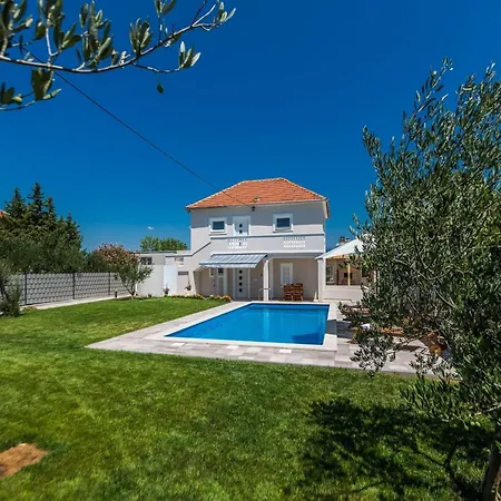 Holiday home Serene Escape Near Zadar With Private Pool & Charming Outdoor Oasis Visocane