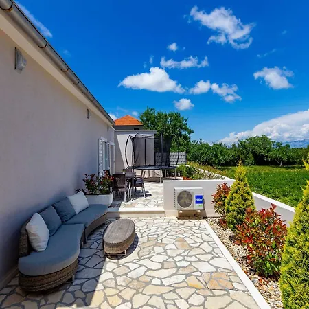 Holiday home Serene Escape Near Zadar With Private Pool & Charming Outdoor Oasis Visocane